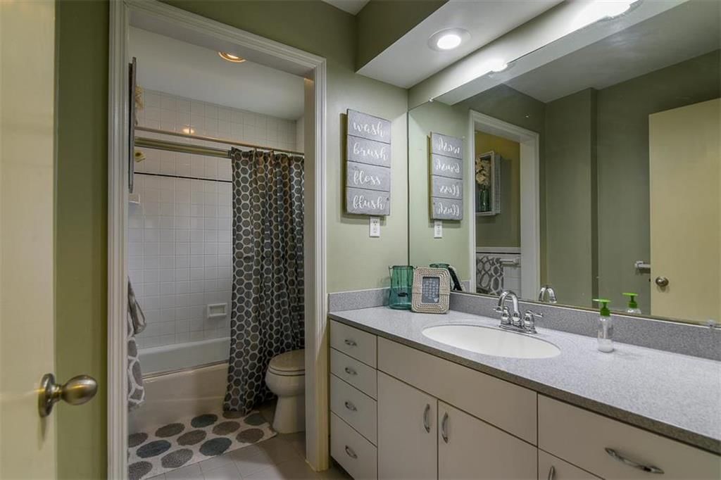 9104 Catalina Street — photo 13