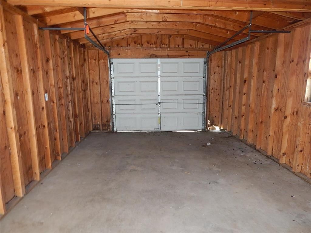 1010 S Oak Street — photo 7