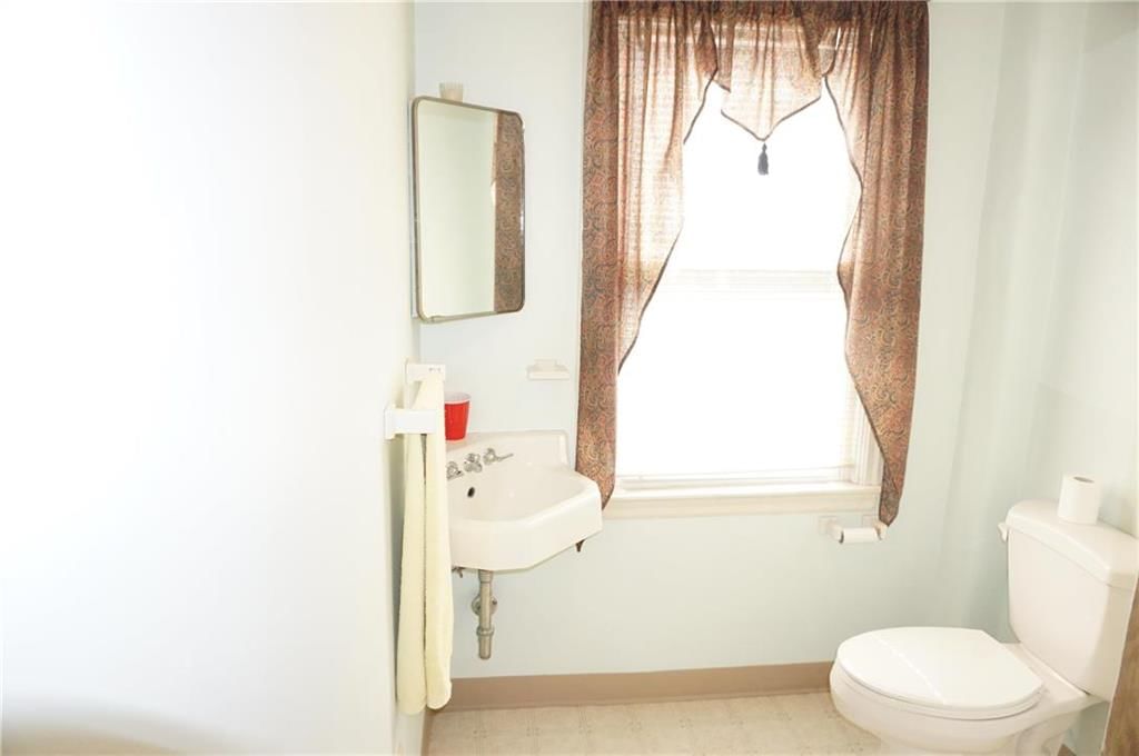 726 N Cottage Street — photo 13