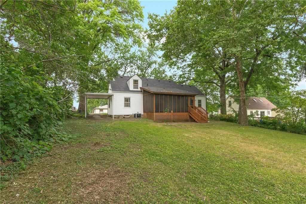 5641 Woodward Street — photo 24