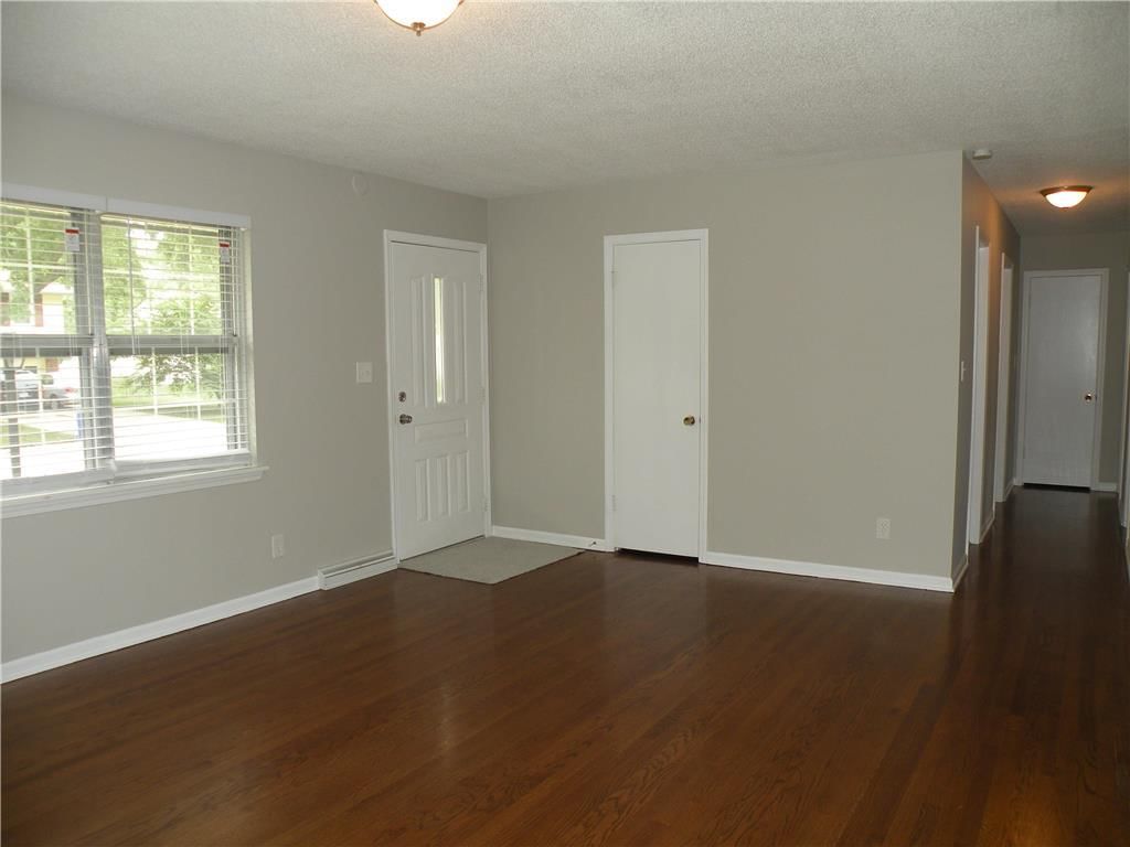 6901 E 135th Street — photo 3