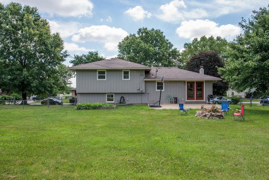 710 Jackson Avenue — photo 32