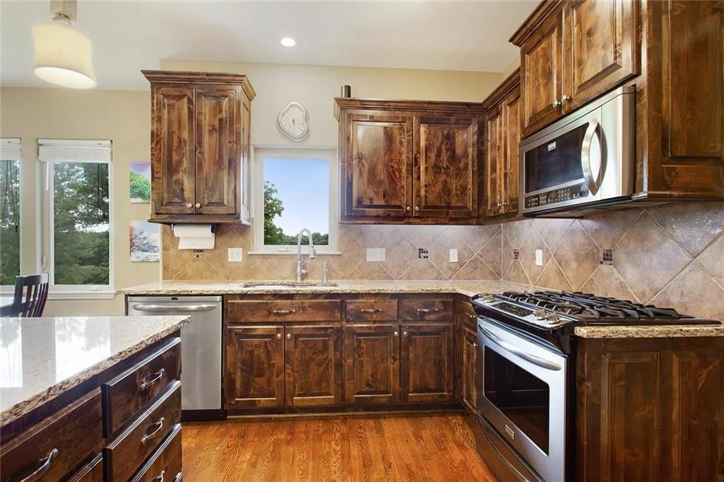 7611 N Cypress Avenue — photo 12