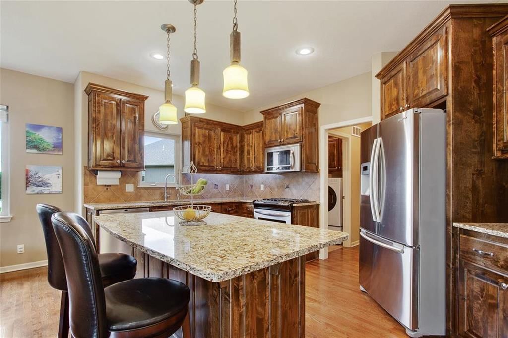 7611 N Cypress Avenue — photo 14
