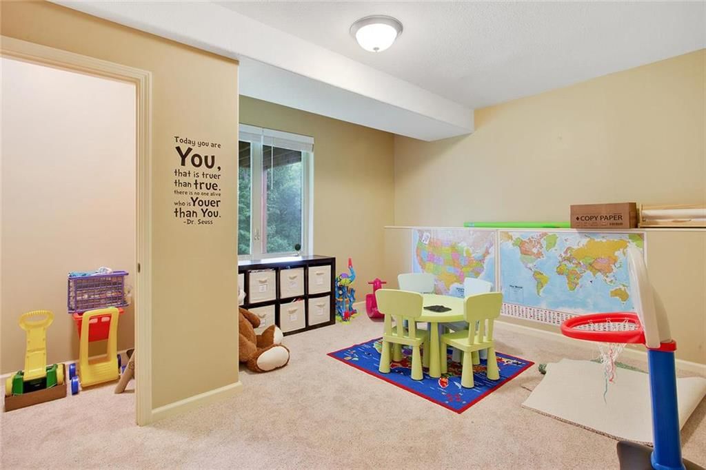 7611 N Cypress Avenue — photo 27