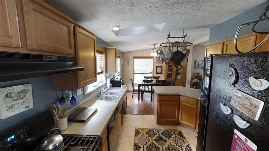12116 Wheatley Road — photo 10