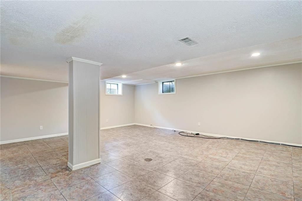 8706 W 72ND Terrace — photo 22