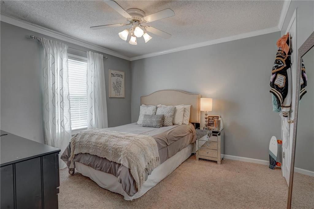 1709 Longhorn Lane — photo 14
