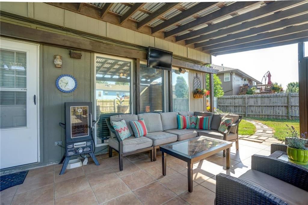 1709 Longhorn Lane — photo 18