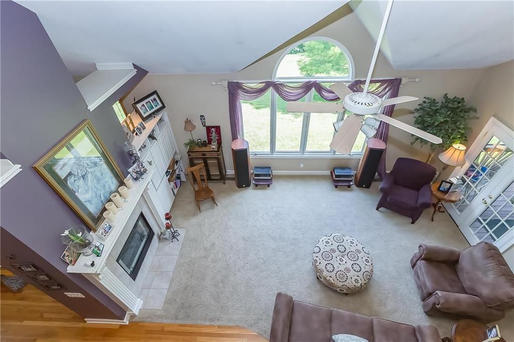 412 NE Oaks Ridge Drive — photo 18