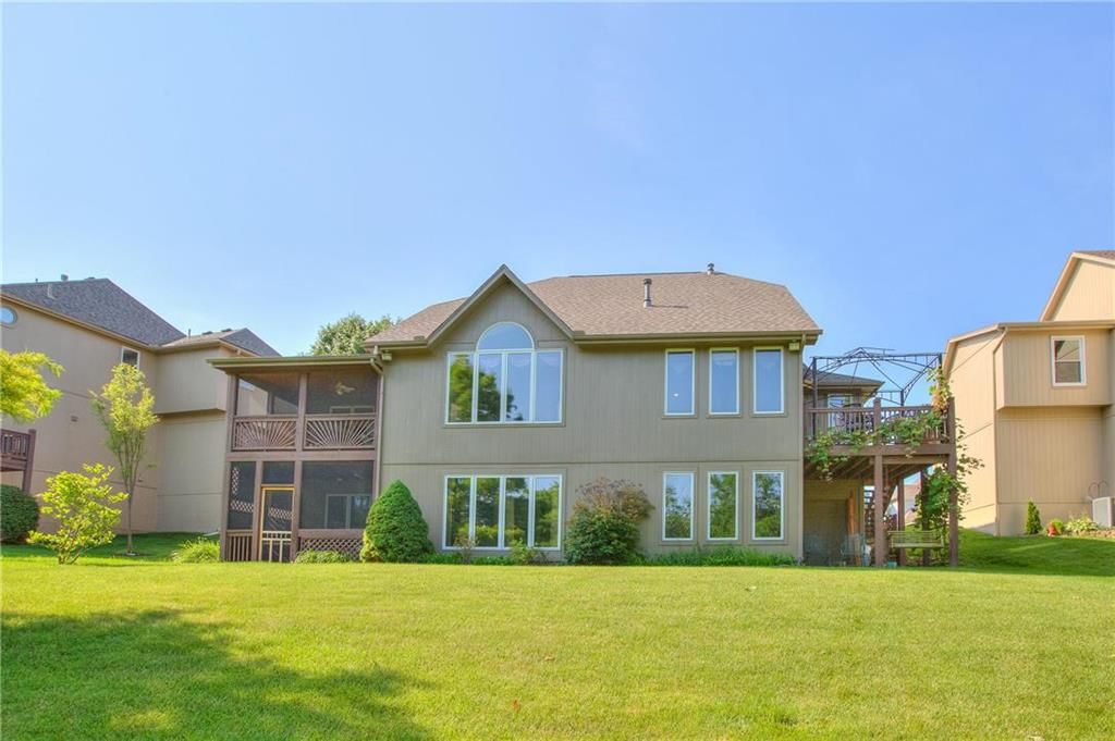 412 NE Oaks Ridge Drive — photo 33