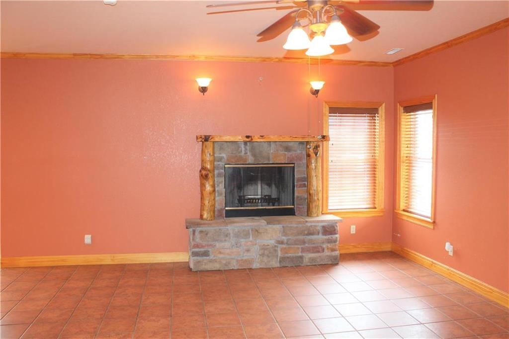 907 S Sloan Street — photo 12