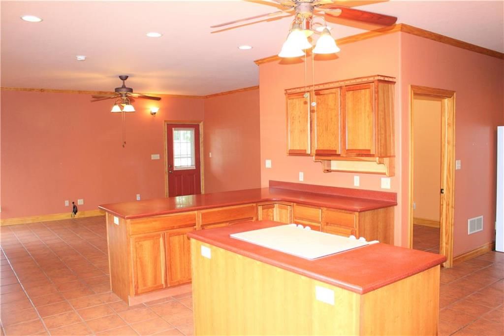 907 S Sloan Street — photo 19