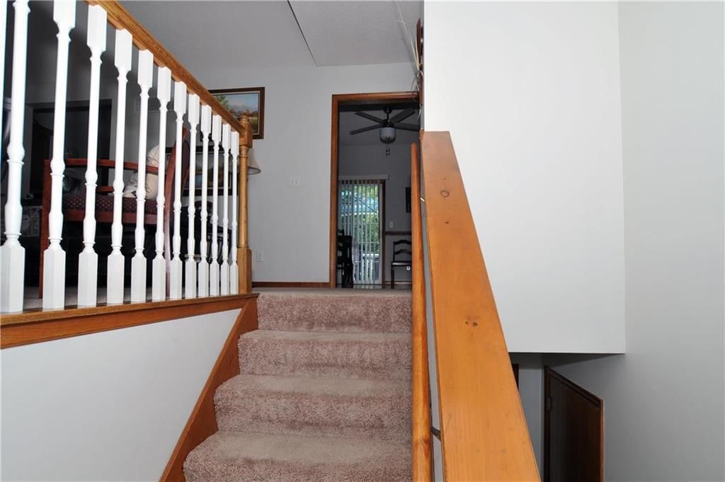 705 Pebble Street — photo 2