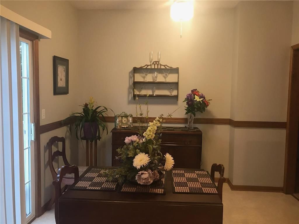 705 Pebble Street — photo 8