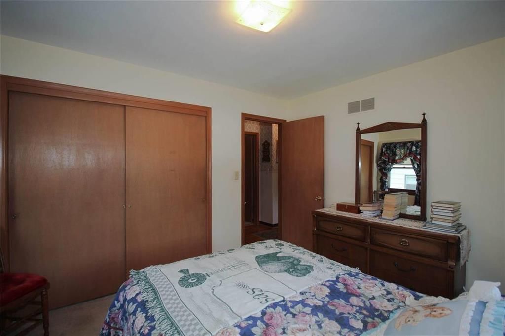 7719 Oakland Avenue — photo 17