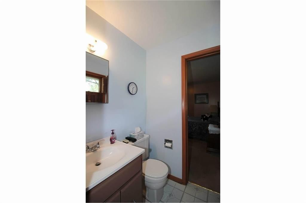 7719 Oakland Avenue — photo 31