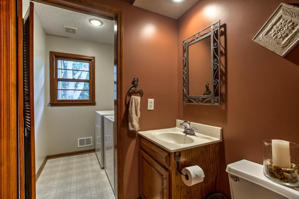 8960 Swarner Drive — photo 12