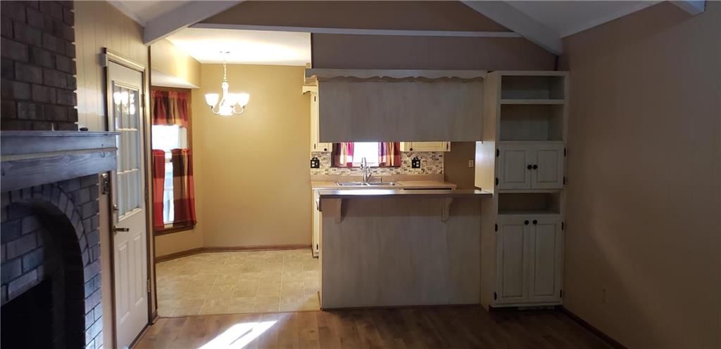 10913 E 77th Terrace — photo 9