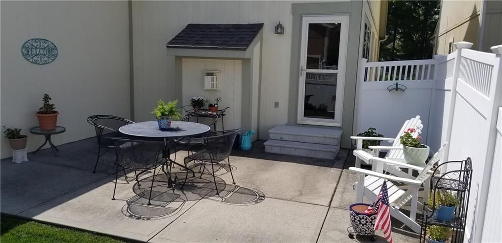 506 E 29th Avenue — photo 12