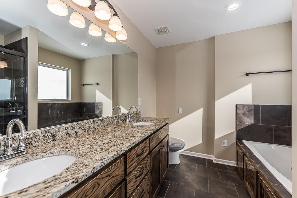 929 N Hickory Drive — photo 11