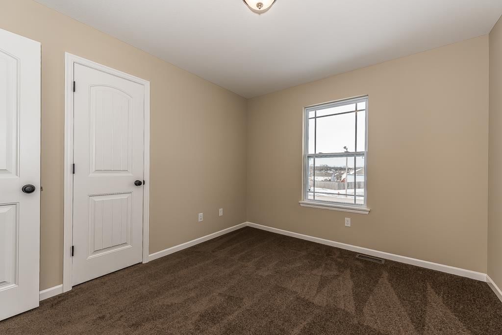 929 N Hickory Drive — photo 16