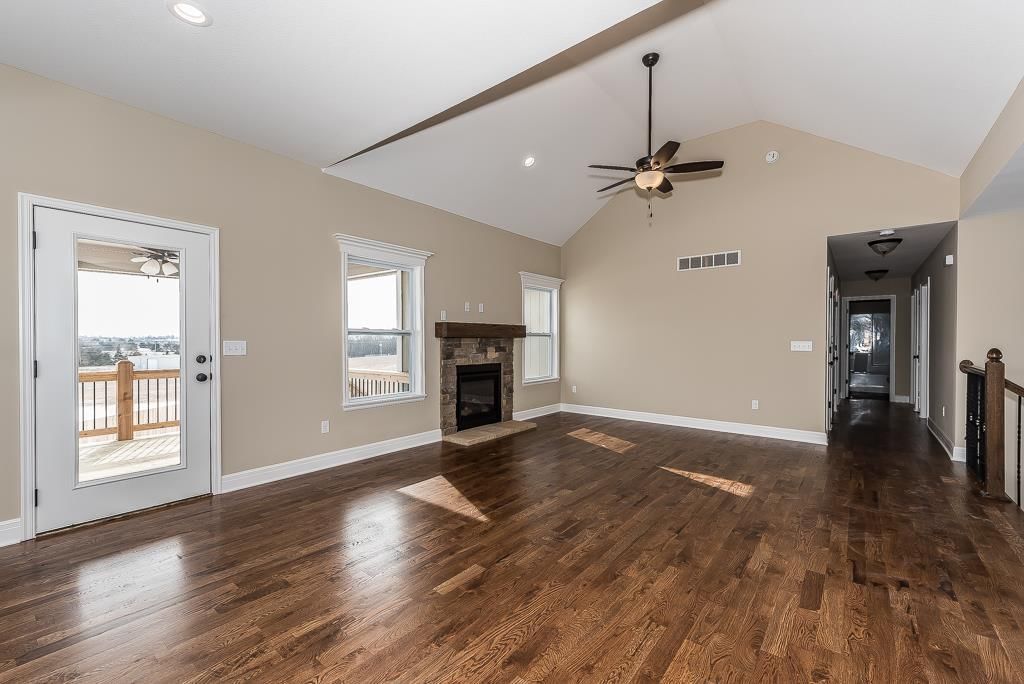 929 N Hickory Drive — photo 6