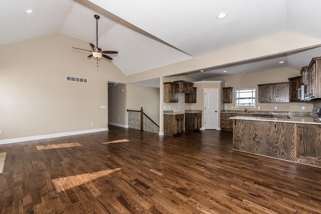 929 N Hickory Drive — photo 7