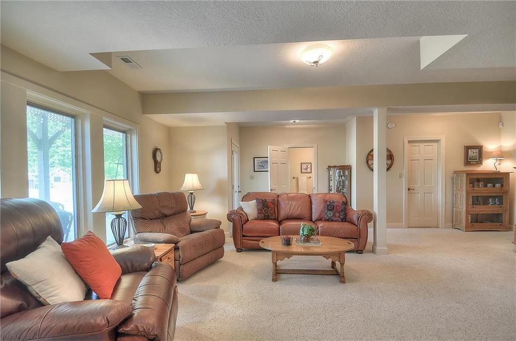 2044 N 200th Road — photo 39