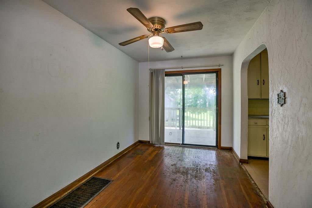 3214 Booth Avenue — photo 7