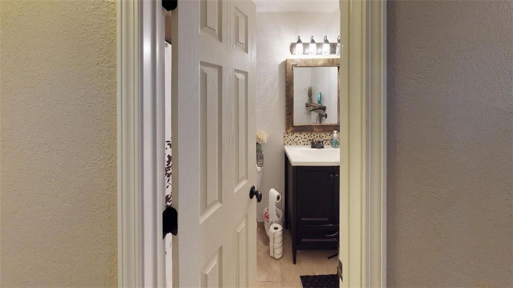8714 N McDonald Avenue — photo 14