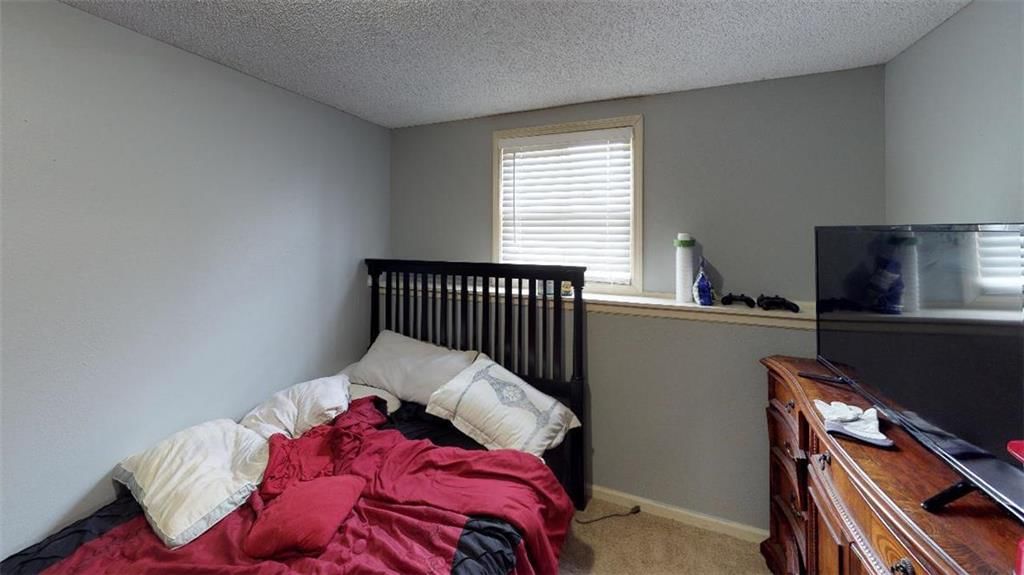 8714 N McDonald Avenue — photo 21