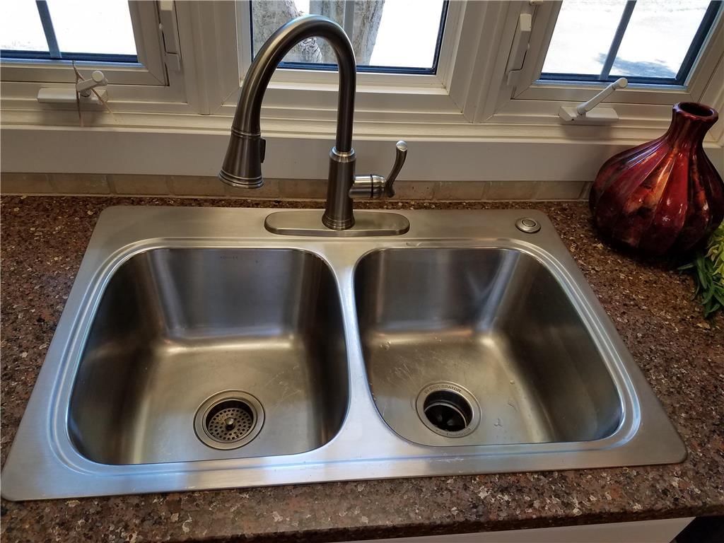 642 E Red Road — photo 4