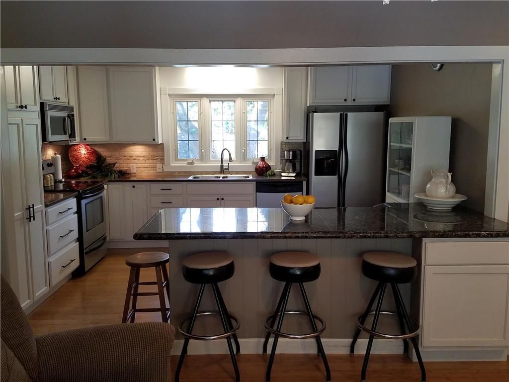 642 E Red Road — photo 31