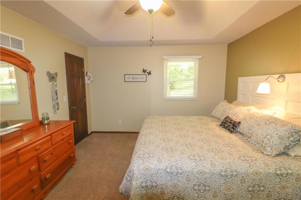 1516 Hale Avenue — photo 17