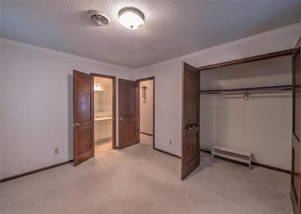 4308 S Greenwich Lane — photo 19