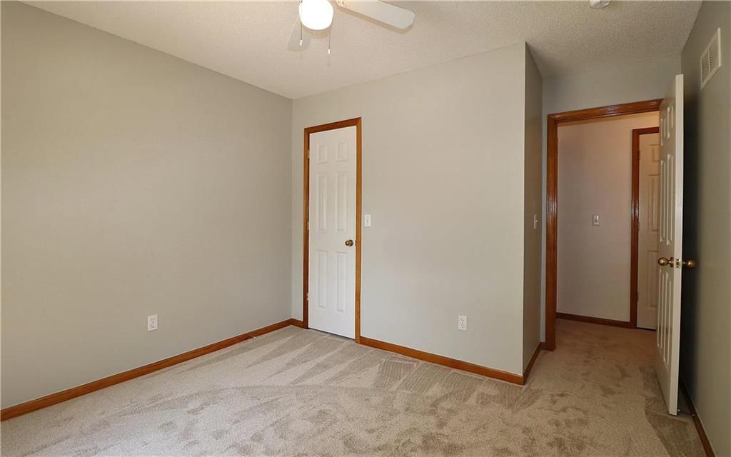 18310 W 160th Terrace — photo 14
