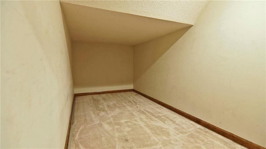 217 NE Bridgeport Court — photo 25