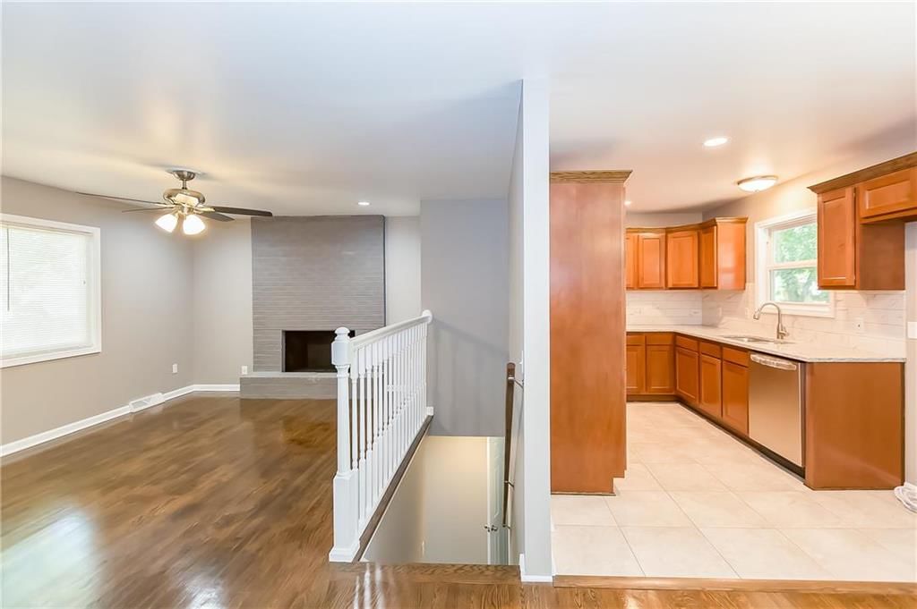 5649 N Tullis Avenue — photo 14