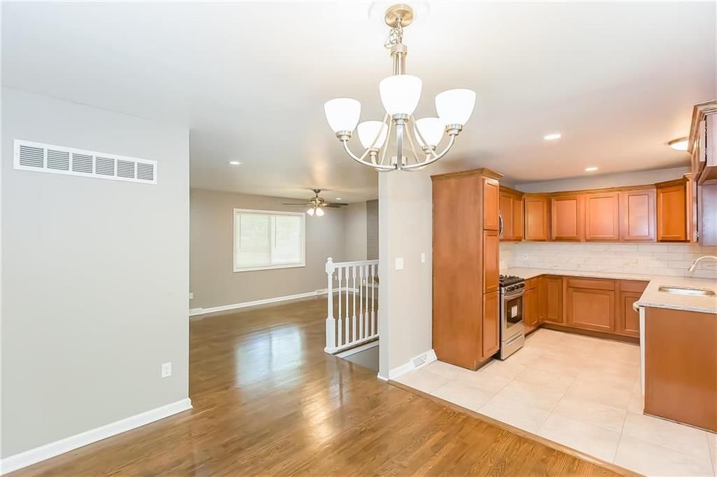 5649 N Tullis Avenue — photo 18