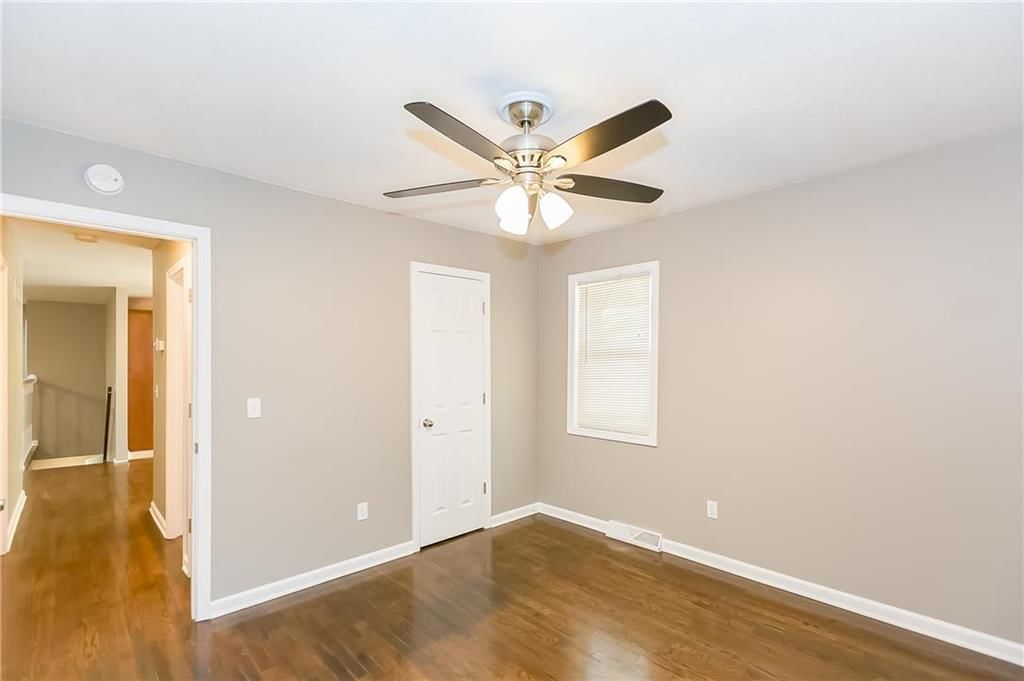 5649 N Tullis Avenue — photo 21