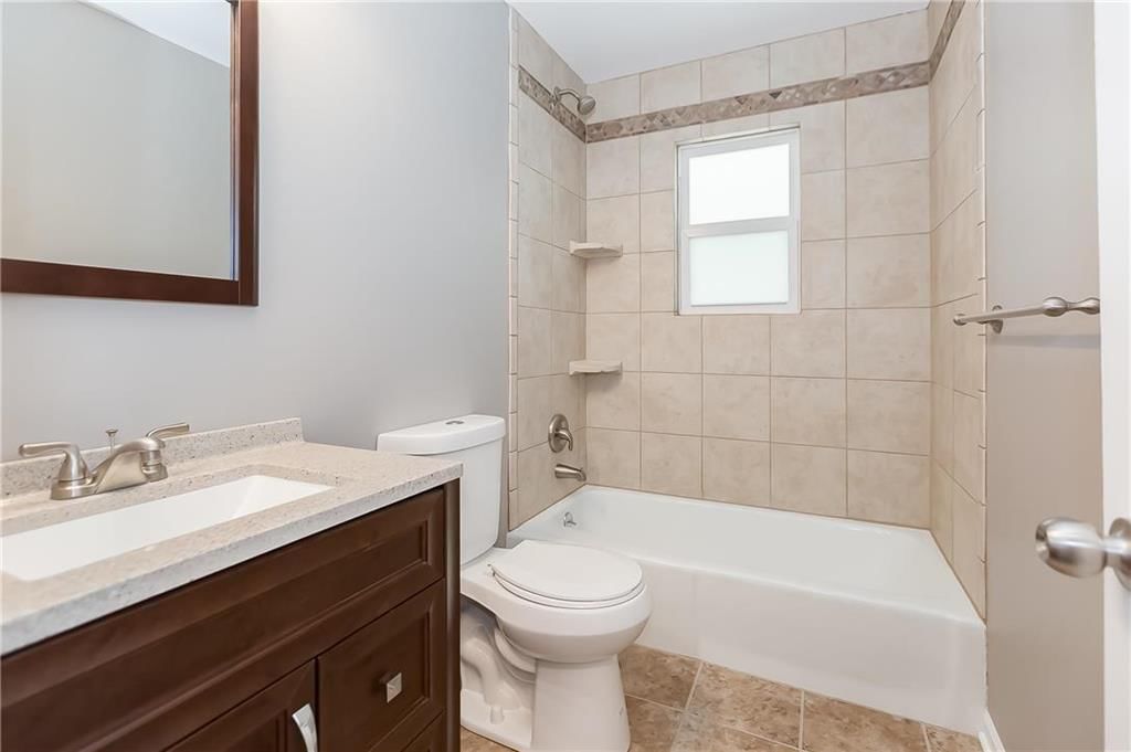 5649 N Tullis Avenue — photo 23
