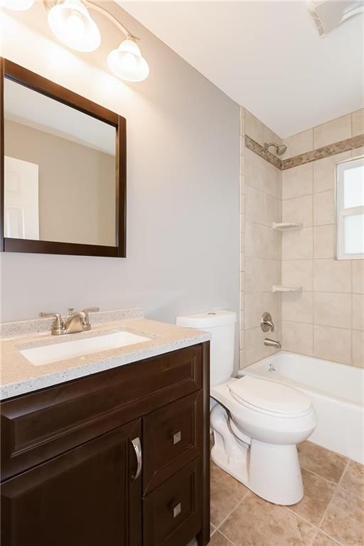 5649 N Tullis Avenue — photo 24