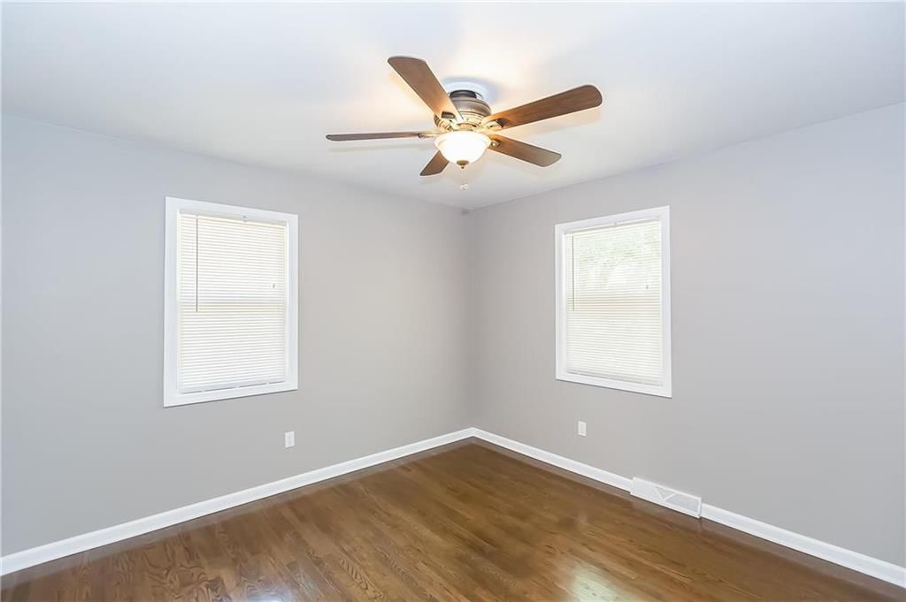 5649 N Tullis Avenue — photo 25