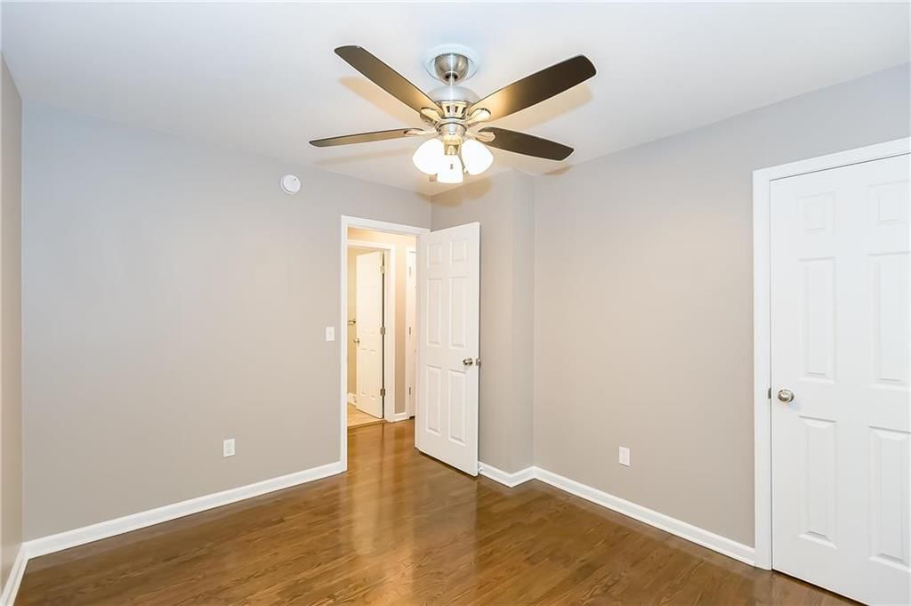 5649 N Tullis Avenue — photo 29