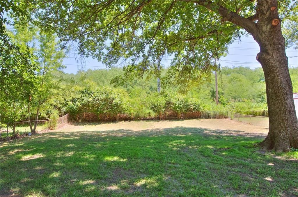 5649 N Tullis Avenue — photo 32