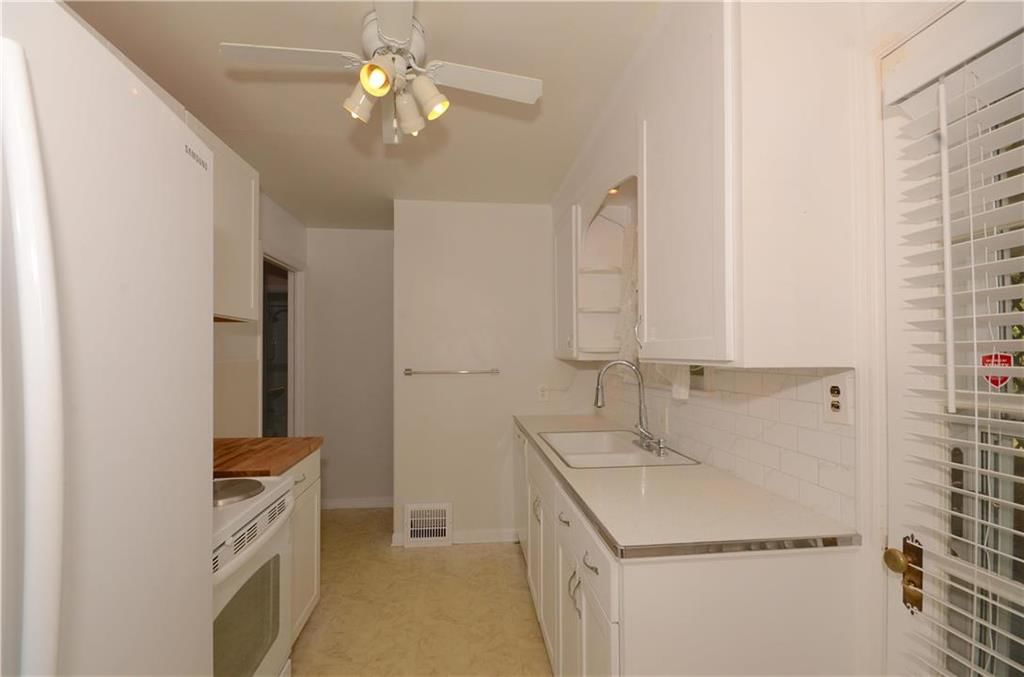 1412 W Scott Place — photo 3