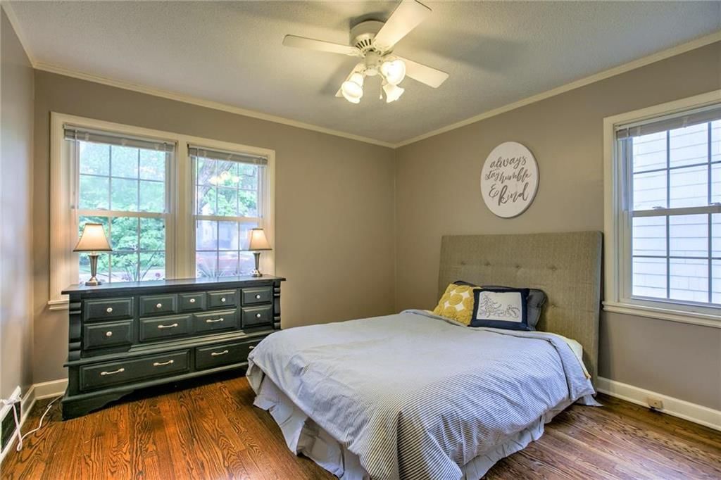 5643 Maple Street — photo 20