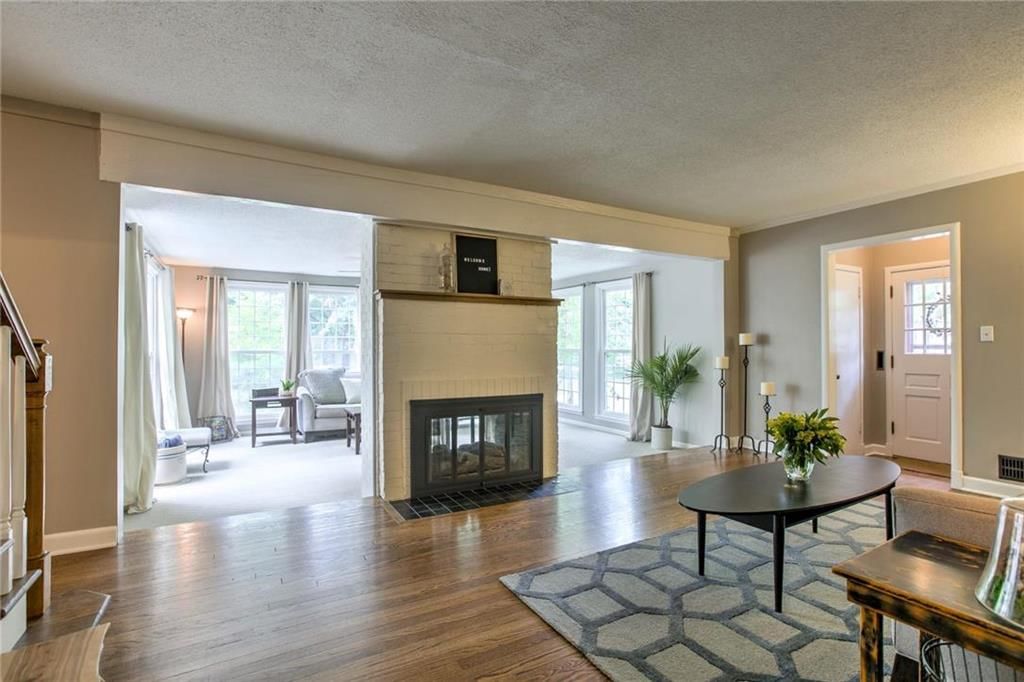 5643 Maple Street — photo 3