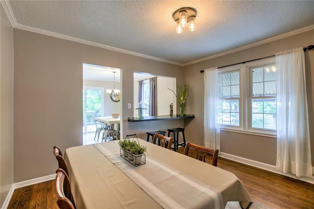 5643 Maple Street — photo 8